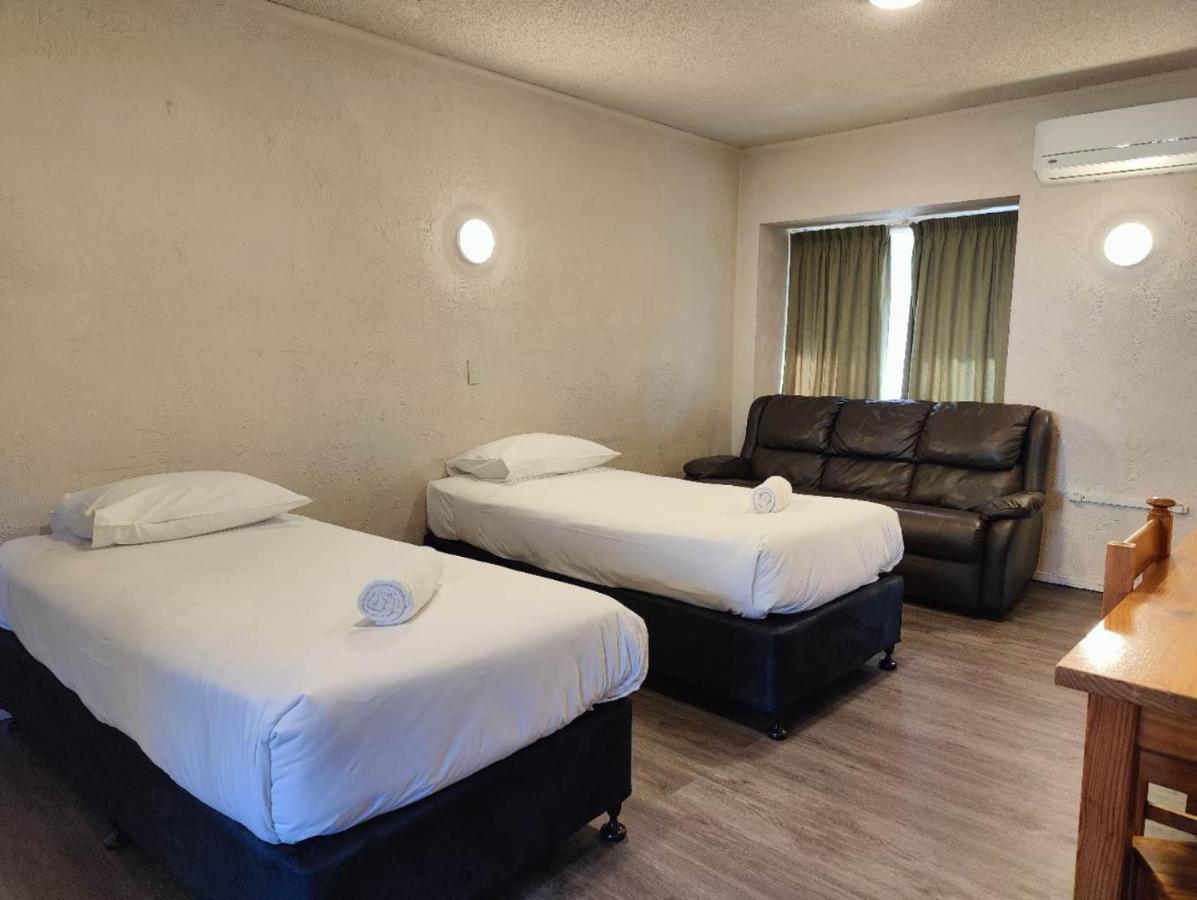 Kings Court Motor Lodge Hamilton Exteriör bild